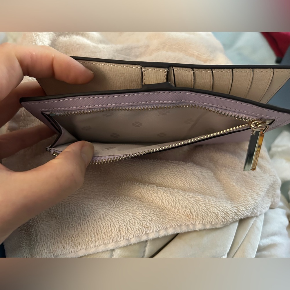 NWOT Kate Spade Wallet Brand New Condition - Picture 16 of 16